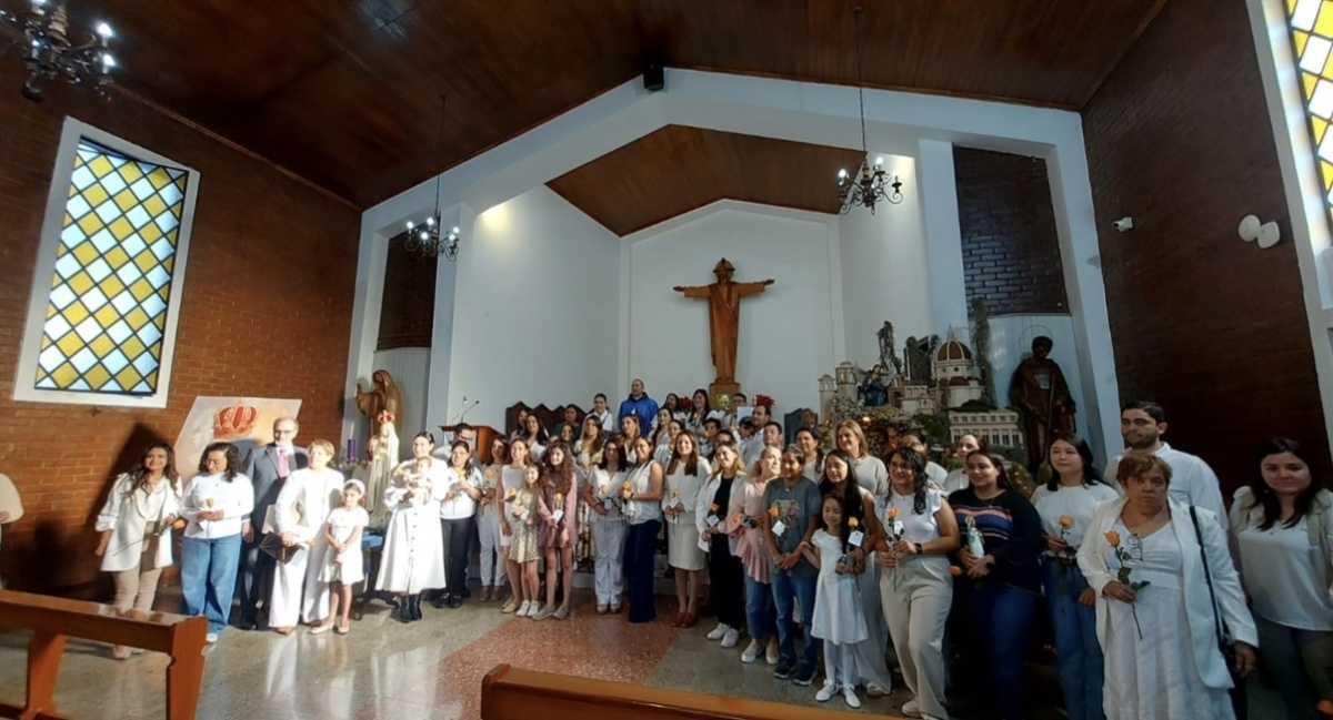 Grupo #10 un SI a María en el día de la Virgen del Rosario